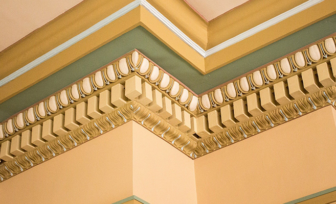 Ceiling design using crown molding